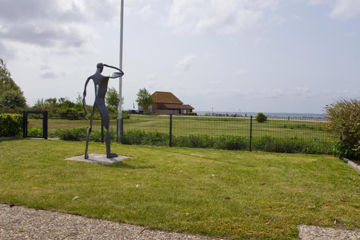 Inselblume 82 - Bungalow Am Suedstrand Mit Meerblick Burgtiefe auf Fehmarn Buitenkant foto