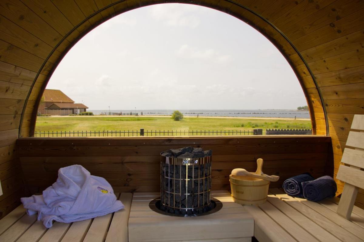 Inselblume 82 - Bungalow Am Suedstrand Mit Meerblick Burgtiefe auf Fehmarn Buitenkant foto